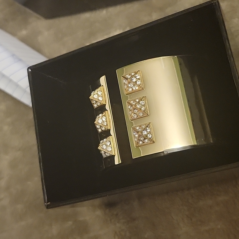Victoria secret Scandalous cuff Bracelet Jewerel
